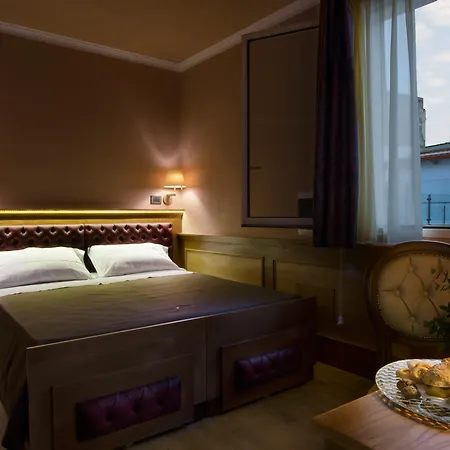 Hotel Le Club Boutique 4*