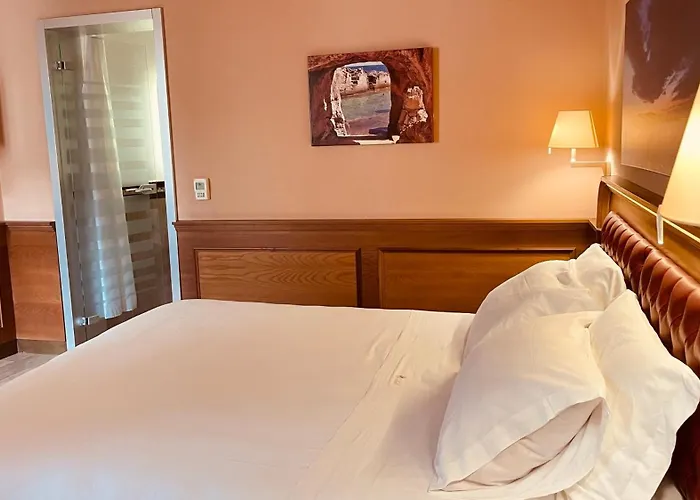 Hotel Le Club Boutique 4*