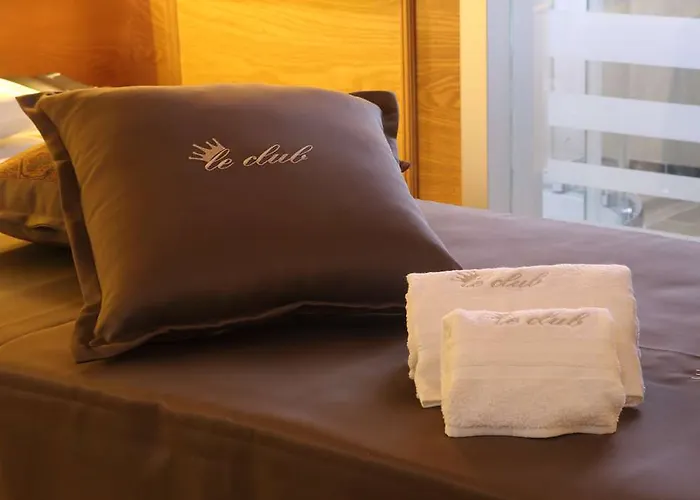Le Club Boutique Отель Лечче