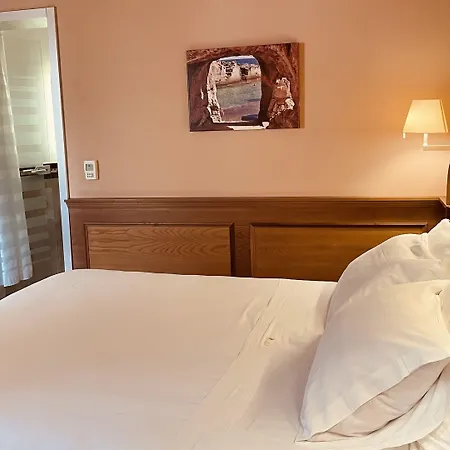 Le Club Boutique Hotell 4*