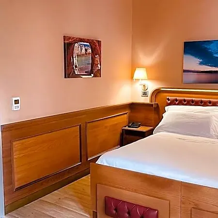 Le Club Boutique 4*